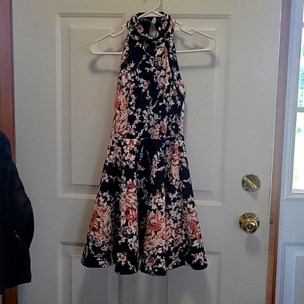 Womes Size 0 formal dress